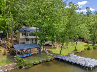 619 Crossland Creek Ct, Tamassee, SC 29686