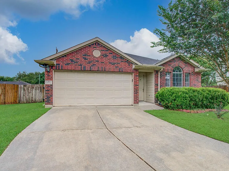 11714 Sweet Willow Ct — Photo 1