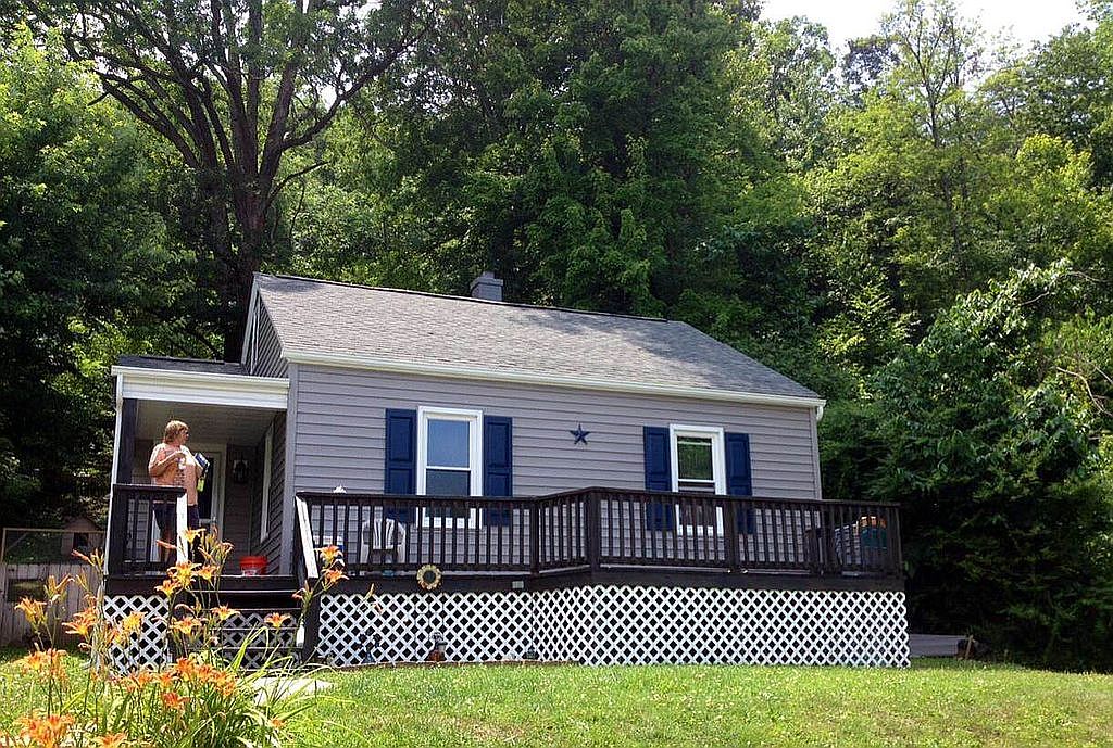 514 Chalybeate Ave, Iron Gate, VA 24448 Zillow