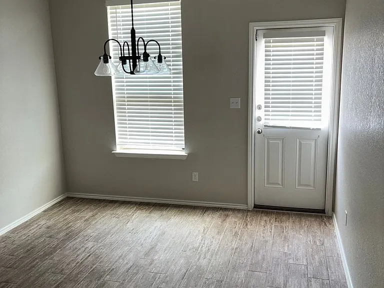 1101 Cliffbrake Way — Photo 12