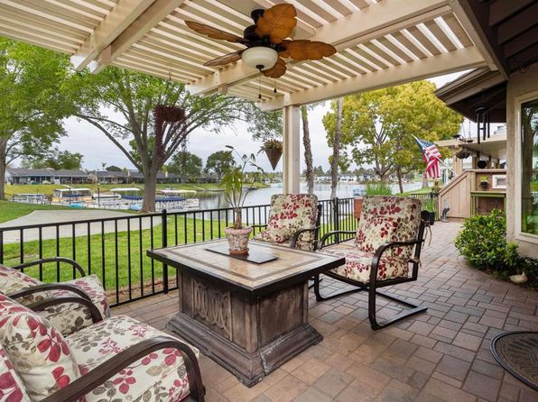 1564 Via Brisa Del Lago, San Marcos, CA 92078