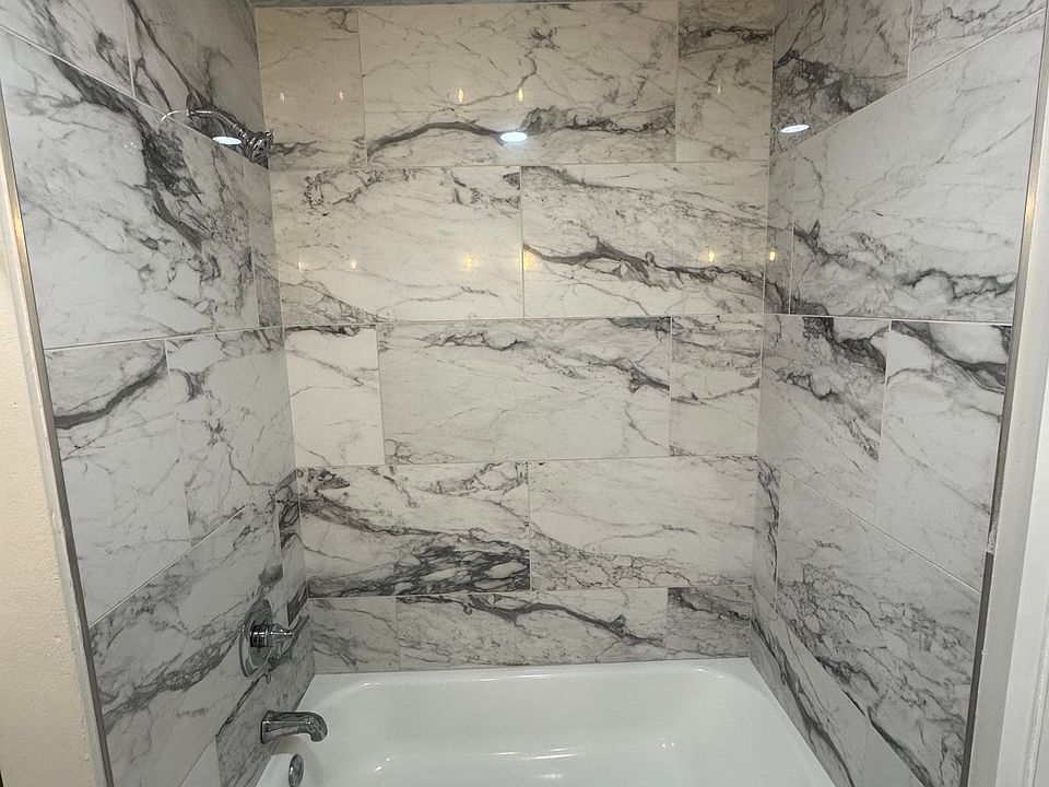 1st image of 6020 N Poplar Ave #203