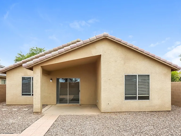 3658 E Alamo St — Photo 16