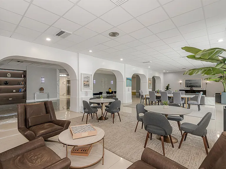3140 S Ocean Dr #509 — Photo 32