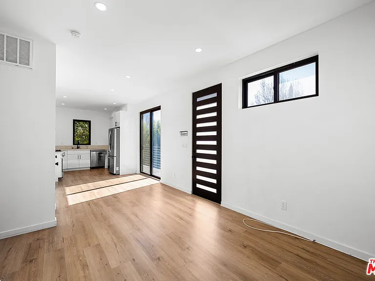 2646 Westwood Blvd — Photo 13