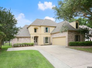16438 W Lake Dr, Prairieville, LA 70769