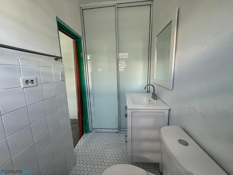 2042 Calle Varas #0 — Photo 13