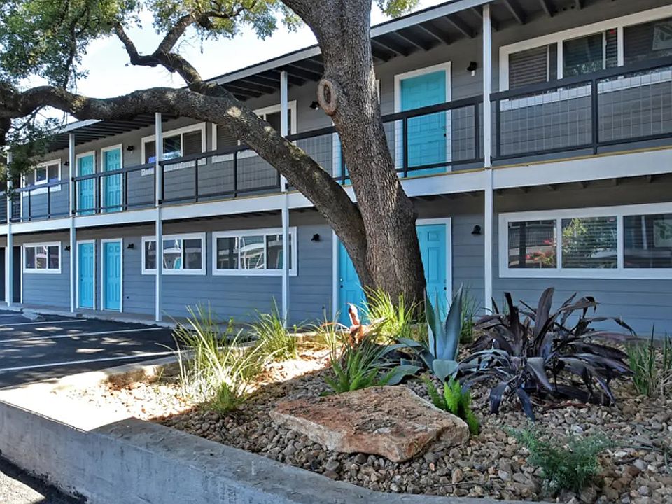 1st image of 4719 Harmon Ave #210