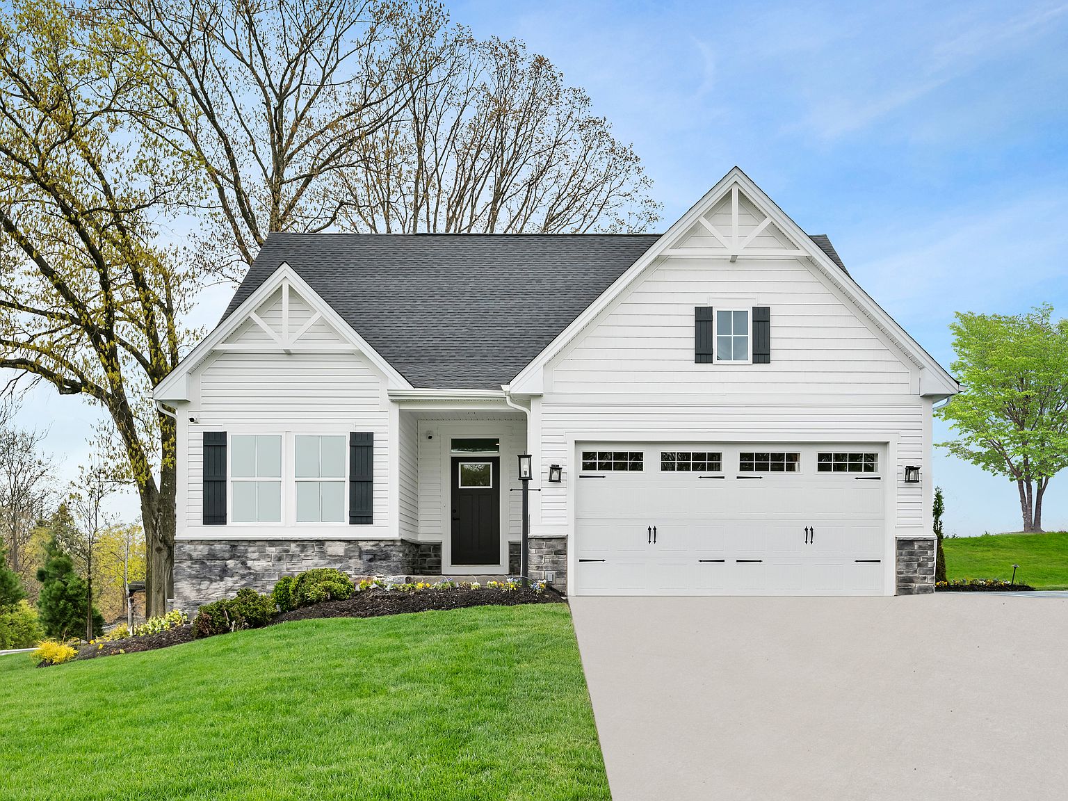 1102 Whitetail Dr