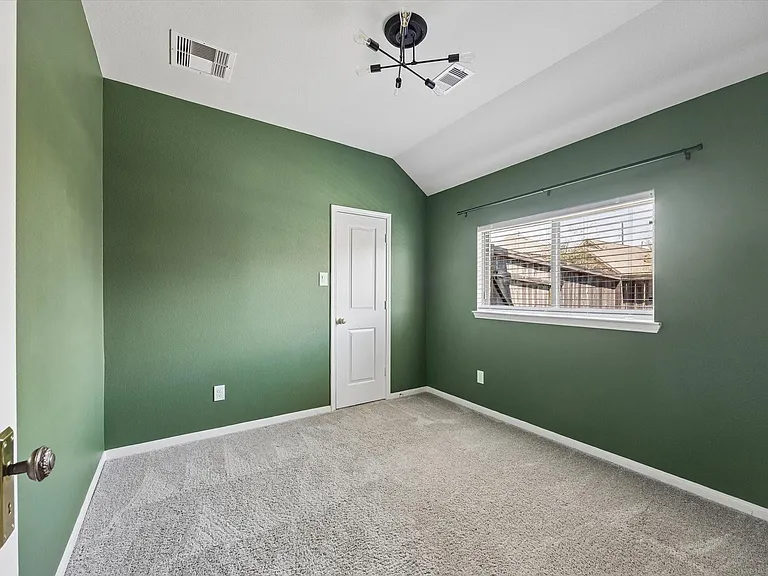 3738 Amoroso Dr — Photo 7