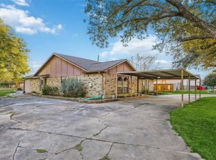 422 Rice Ave, Rosharon, TX 77583