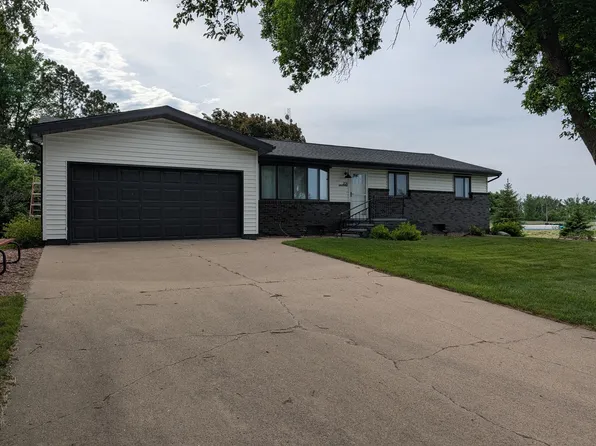 204 Wildwood Ave, Madison, MN 56256
