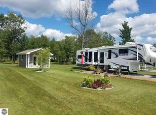 6100 Larson Rd SW #20, South Boardman, MI 49680