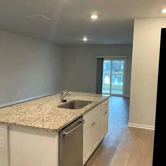 8147 Forest Edge Dr — Photo 8