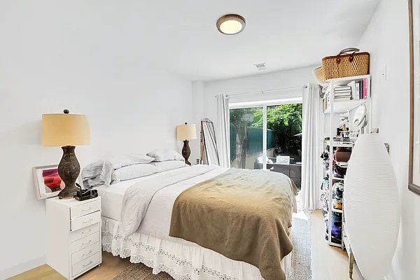 Rented by Compass | media 4