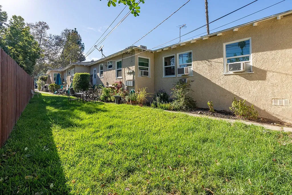 2 bed, 799 sqft, $2,600 — Photo 4