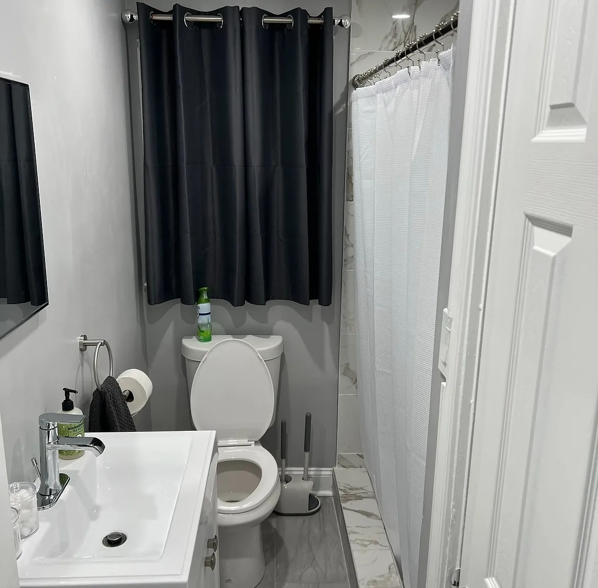 5224 Woodlawn Street - 1 — Photo 3