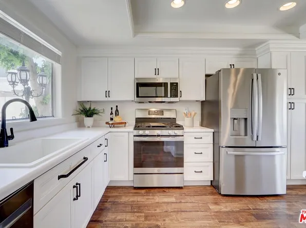 149 Heather Ridge Ave, Thousand Oaks, CA 91320