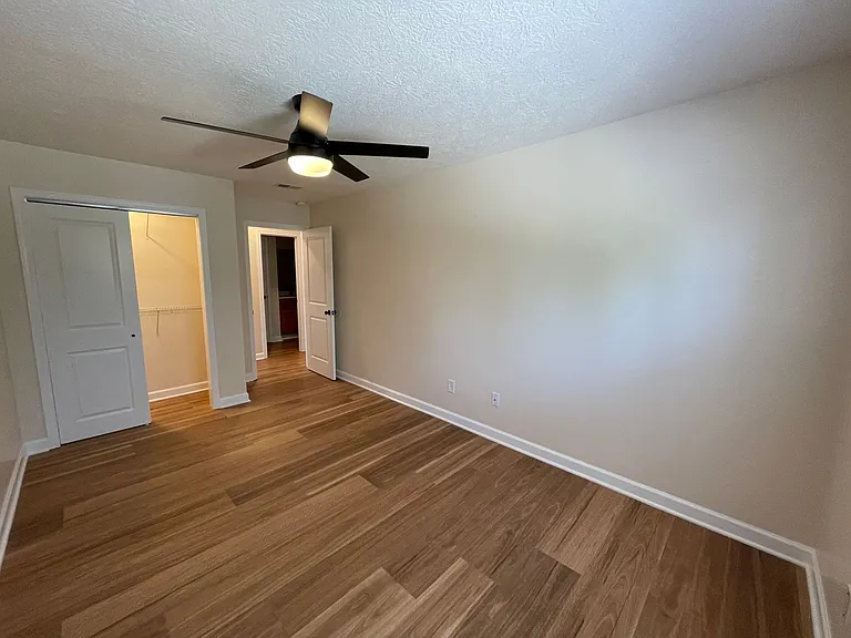 165 E. 11th Ave. MG — Photo 17