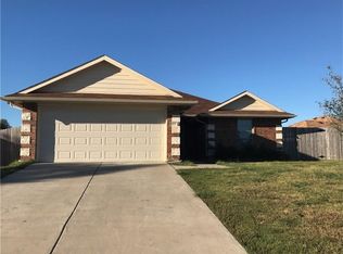 257 Meadowcrest Dr, Terrell, TX 75160