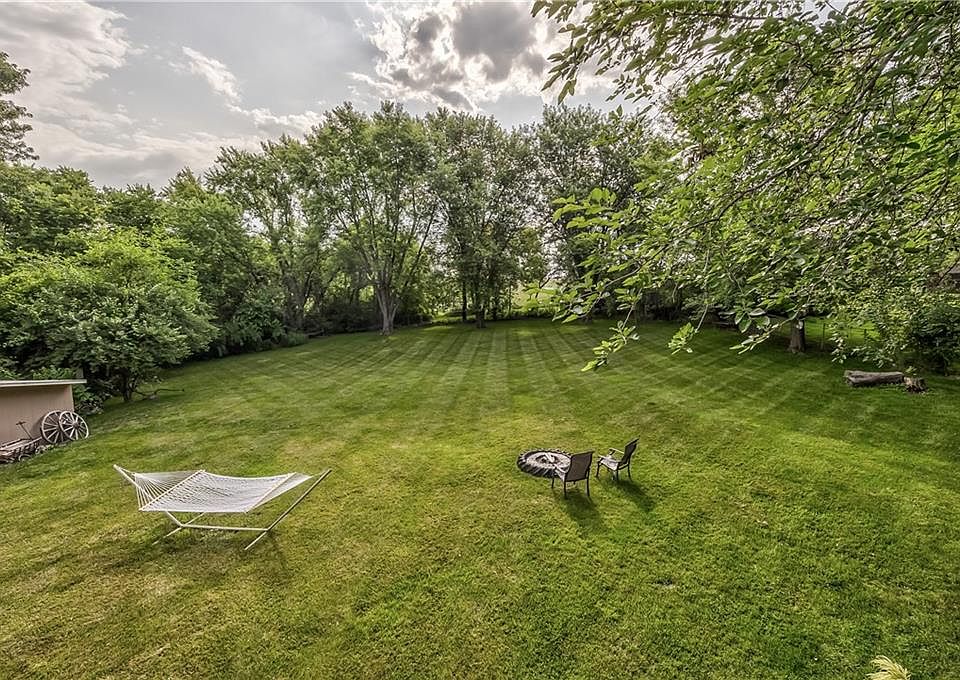 619 S Desoto Rd, Lansing, KS 66043 Zillow