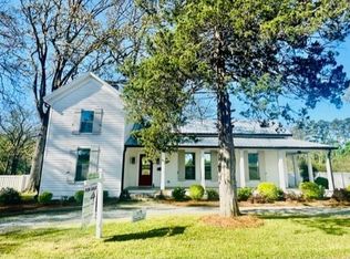 76 Railroad St, Pendergrass, GA 30567