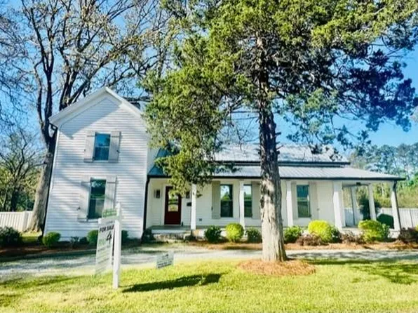 76 Railroad St, Pendergrass, GA 30567