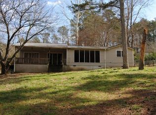 653 Long Hollow Rd, Rock Spring, GA 30739