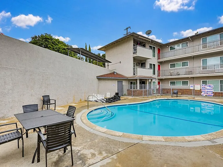 660S Garfiled — Photo 12