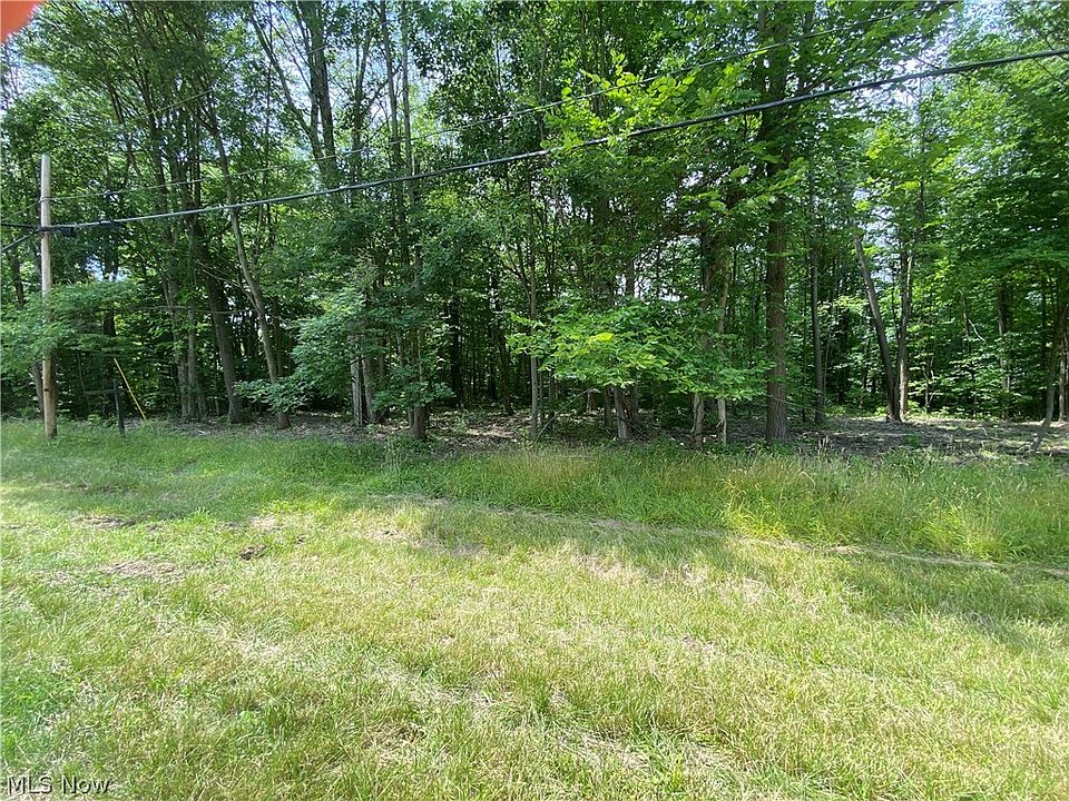 1st image of Columbia Ln