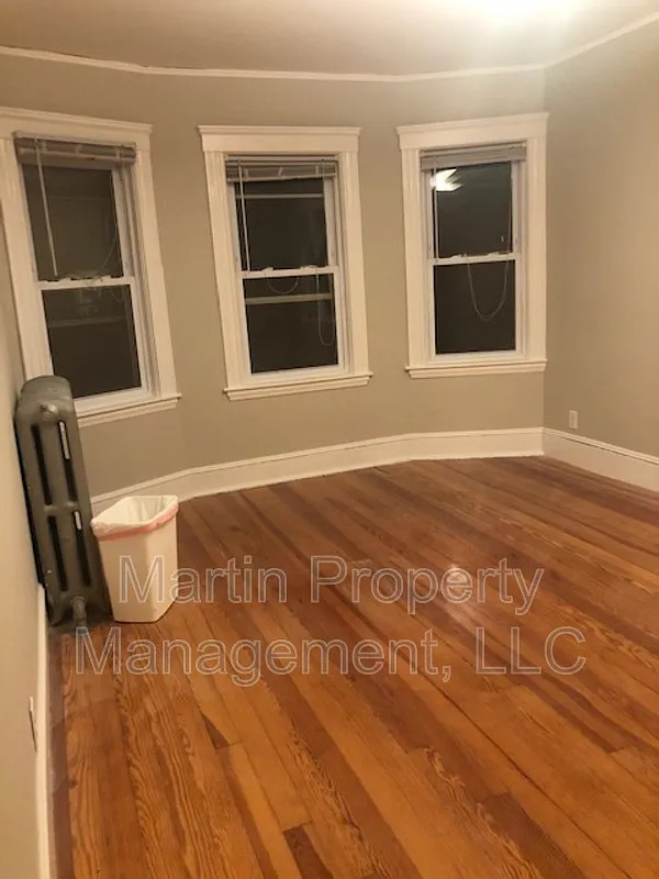 2 bed, 2.0 bath, 1800 sqft, $3,050 — Photo 4