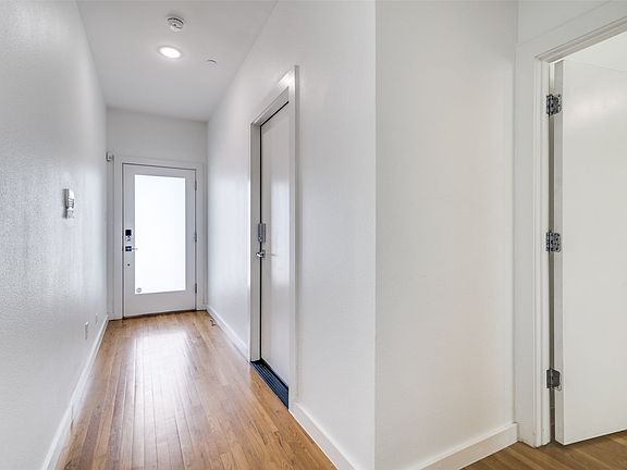2nd image of 1510 N Washington Ave #703