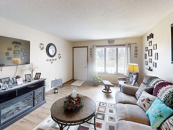 5th image of 1412 Regency Ln