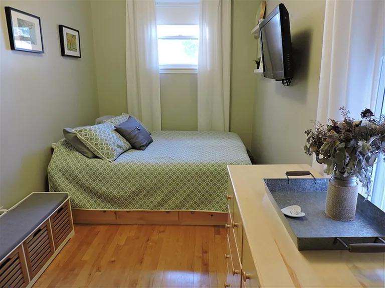 34 Chatham St #5 — Photo 4