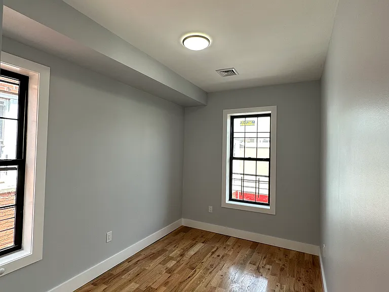 1807 Randall Ave #2A — Photo 6