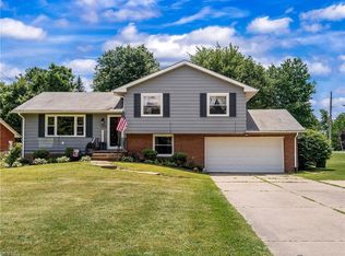 775 Hillcrest Dr, Wadsworth, OH 44281