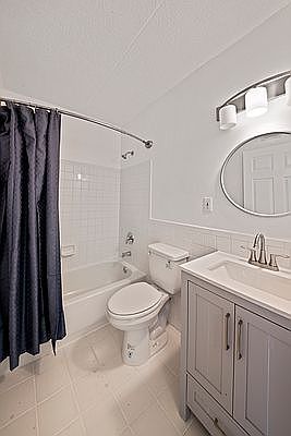 5th image of 37 W 118th St APT 3