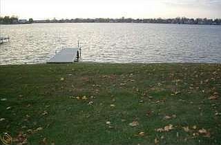 2nd image of 1609 Lakeview