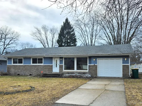 1851 W 58th Pl, Merrillville, IN 46410