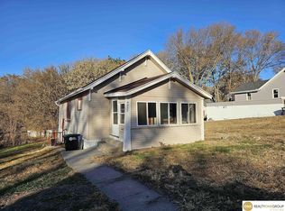 4812 N 45th St, Omaha, NE 68104