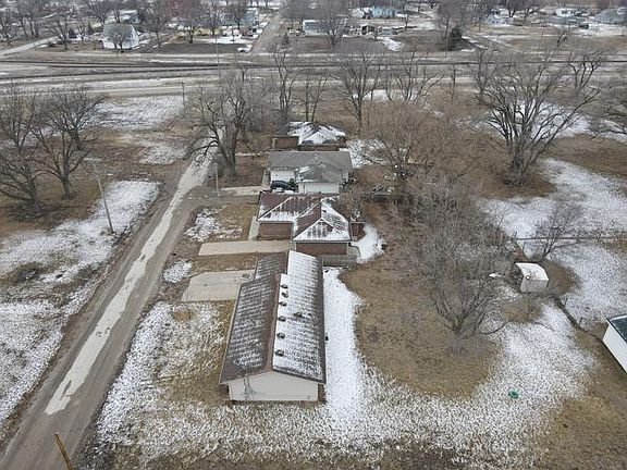 405 Washington Ave, Pacific Junction, IA 51561 | Zillow