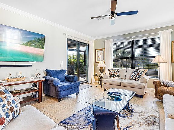Lanai entry off living space