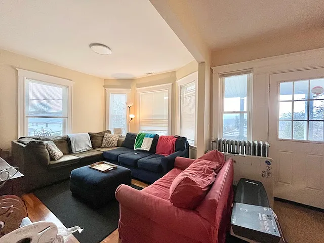 Building Photo - 1 Glenley Ter #1