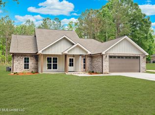 108 Hickory Rdg, Picayune, MS 39466