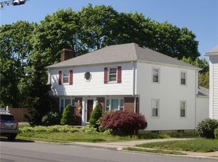 18 Burnside St Unit 1, Cranston, RI 02910