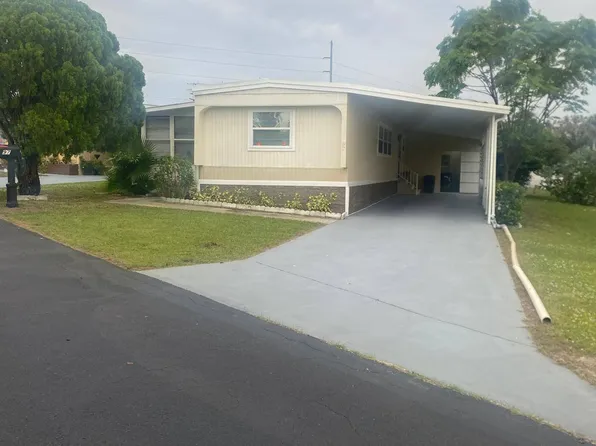 97 Emerald Dr E, Dundee, FL 33838