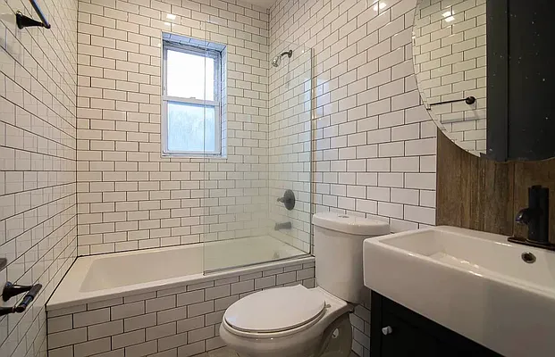 Rented by Stuyvesant Heights Realty Corp | media 37