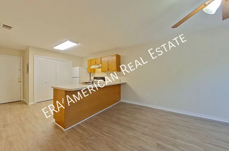 122 Patton St — Photo 6