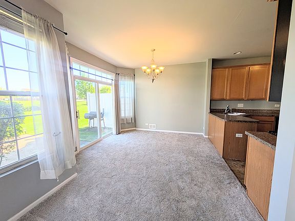 5th image of 1014 Heron Cir
