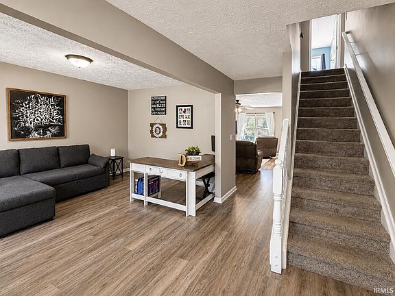2nd image of 2310 Wake Robin Dr